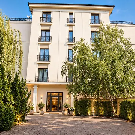 Imperial Hotel 3*