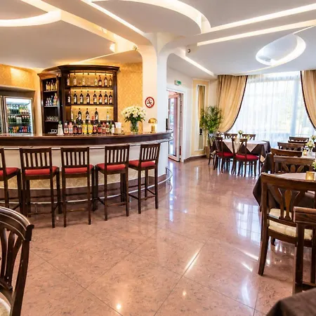 Imperial 3*