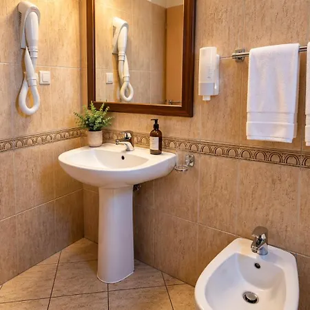 Imperial Hotel 3*